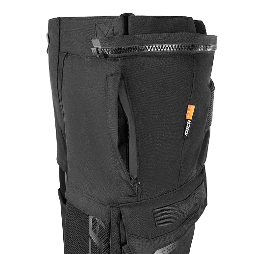 ARRAKIS-III-PANTS-BLACK-7